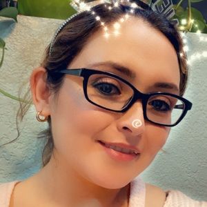 Meet your Posher, Veronica